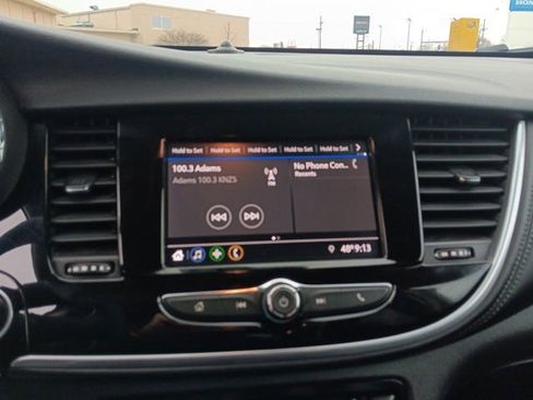 Used 2022 Buick Encore Preferred w/ Safety Package II image 21