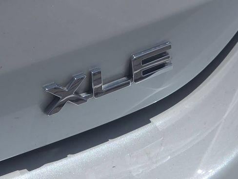 Used 2023 Toyota Highlander XLE FWD image 24