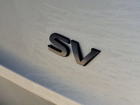Used 2024 Nissan Rogue SV FWD image 25