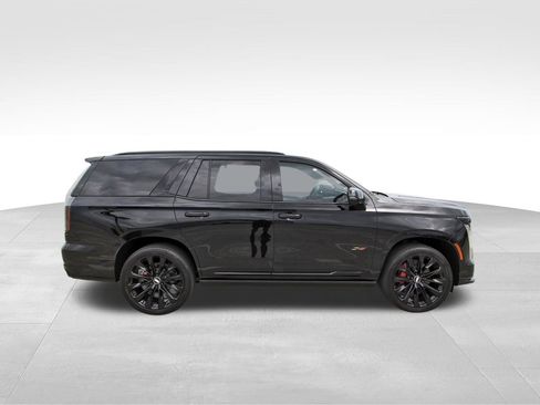 New 2026 Cadillac Escalade V image 5