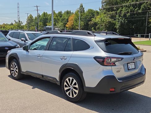 Certified 2024 Subaru Outback Premium AWD/4WD image 5