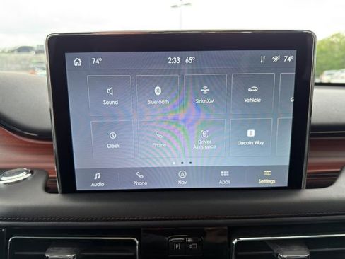 Used 2023 Lincoln Aviator Grand Touring AWD/4WD image 28