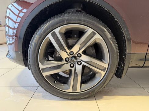 New 2026 Land Rover Discovery Limited Edition AWD/4WD image 7