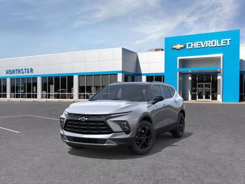 New 2025 Chevrolet Blazer LT w/ Midnight/Sport Edition image 8
