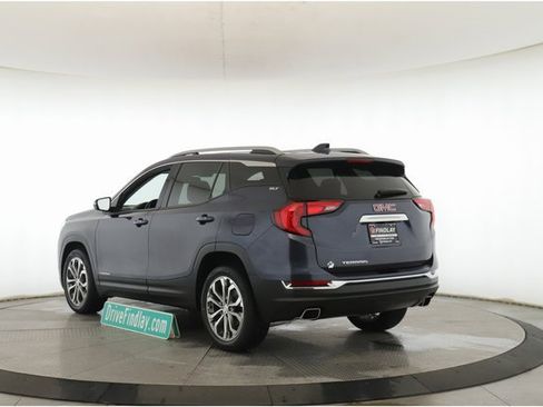 Used 2019 GMC Terrain SLT w/ Preferred Package image 8