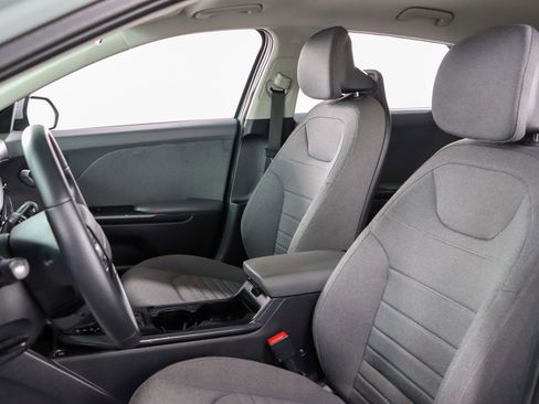 Used 2025 Kia K4 EX FWD image 23