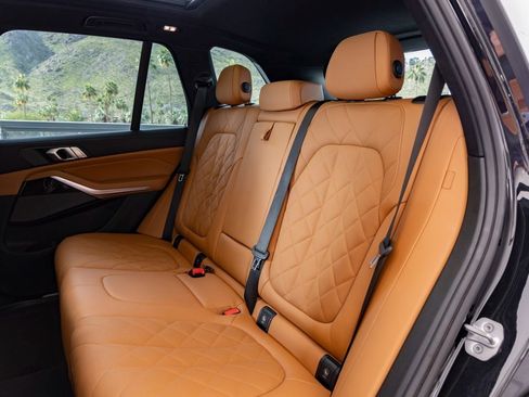 Used 2023 BMW X5 xDrive40i w/ Premium Package image 21