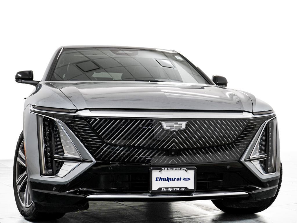 Used 2024 Cadillac Lyriq Luxury AWD/4WD image 3