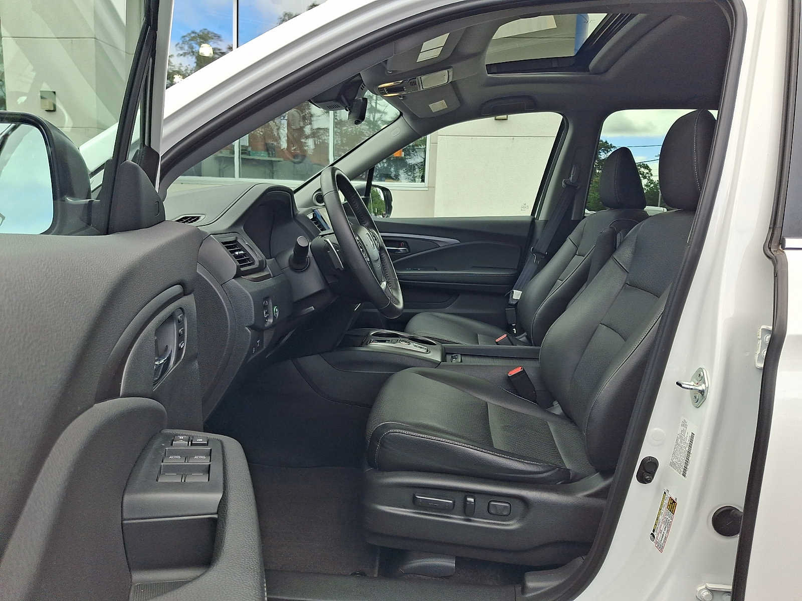 Certified 2023 Honda Ridgeline RTL image 13