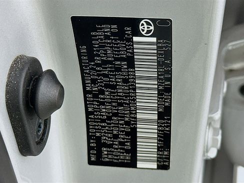 Used 2024 Toyota Corolla LE image 12