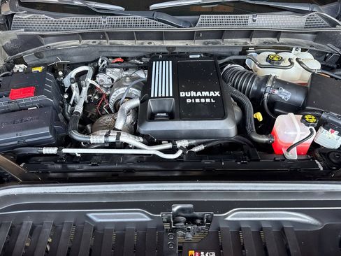 Certified 2023 GMC Sierra 1500 AT4 w/ AT4 Preferred Package AWD/4WD image 24