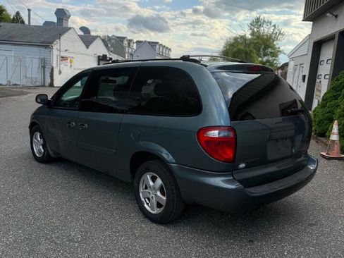 Used 2007 Dodge Grand Caravan SXT FWD image 4