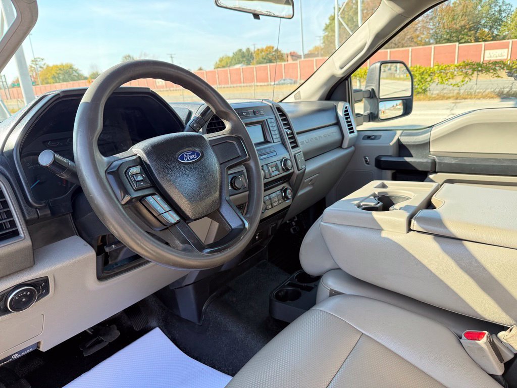 Used 2017 Ford F250 XL w/ Power Equipment Group AWD/4WD image 21