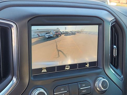 Used 2022 GMC Sierra 1500 AT4 w/ AT4 Preferred Package image 15