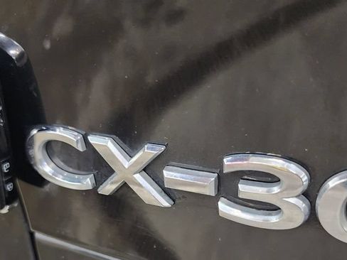 Used 2021 MAZDA CX-30 FWD 2.5 S w/ Select Package image 37