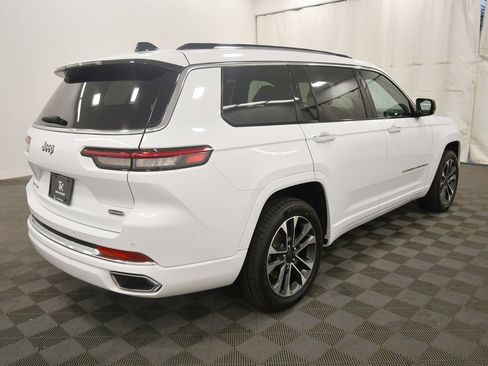 Used 2023 Jeep Grand Cherokee L Overland image 8