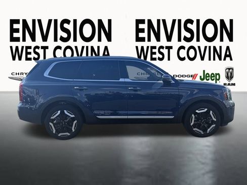 Used 2025 Kia Telluride S image 9