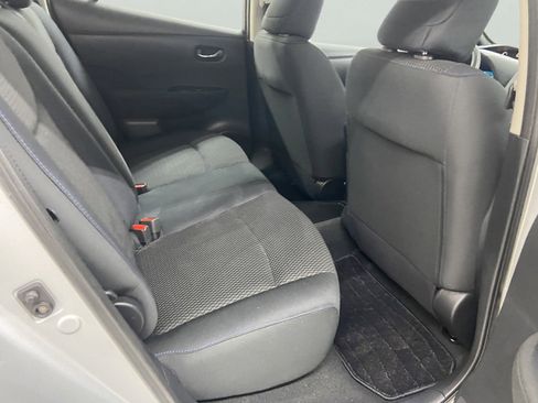 Used 2013 Nissan Leaf S w/ Charger Pkg image 19