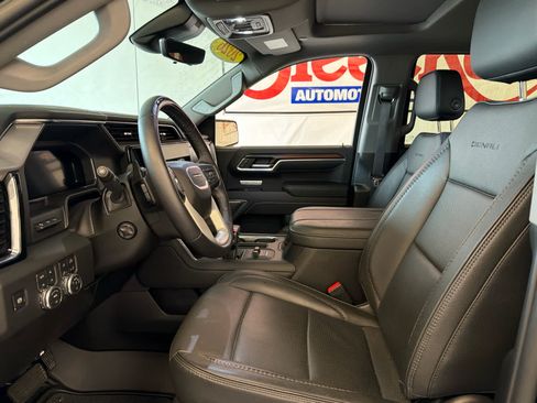 Used 2026 GMC Sierra 1500 Denali AWD/4WD image 14