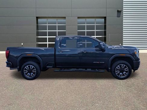 Used 2020 GMC Sierra 3500 AT4 w/ AT4 Premium Package AWD/4WD image 4