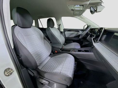 New 2026 Volkswagen Tiguan S image 29