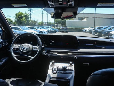 Used 2023 Hyundai Palisade Calligraphy FWD image 16