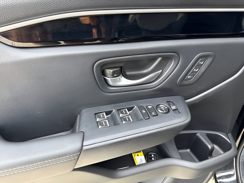 Used 2025 Honda Pilot EX-L image 27