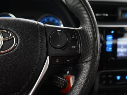 Used 2017 Toyota Corolla LE FWD image 24