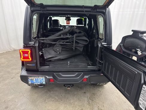 Used 2021 Jeep Wrangler Unlimited Sahara w/ Dual Top Group image 31