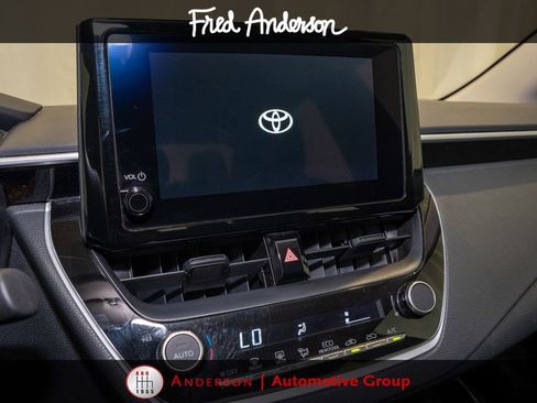 Used 2024 Toyota Corolla LE FWD image 12