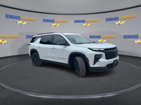 New 2026 Chevrolet Traverse LT w/ Midnight/Sport Edition AWD/4WD image 5