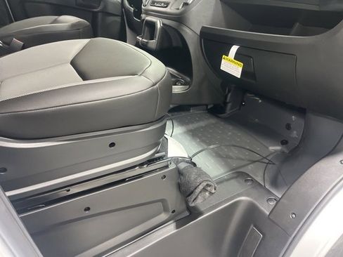 New 2026 RAM ProMaster 2500 w/ Convenience Group image 18