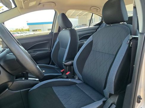 Used 2025 Nissan Versa SV FWD image 26