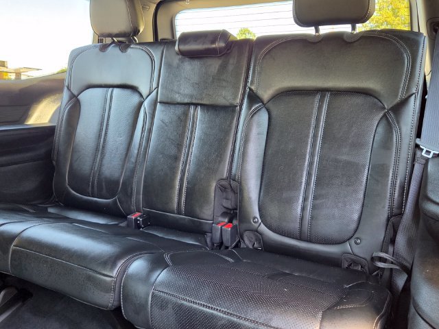 Used 2025 Jeep Wagoneer Series II w/ Convenience Group I AWD/4WD image 13