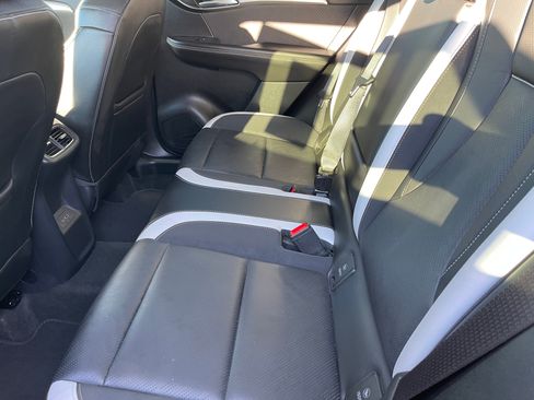 Used 2025 Buick Envision Sport Touring image 15