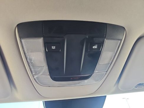Used 2025 Kia Sportage LX FWD image 39