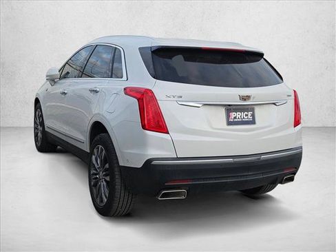 Used 2019 Cadillac XT5 Premium Luxury w/ Driver Assist Package image 6