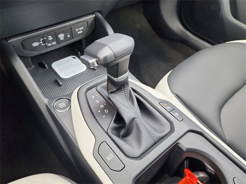 New 2025 Kia K4 GT-Line Turbo image 22