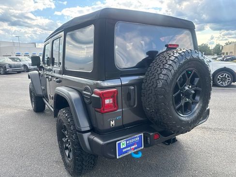 Used 2024 Jeep Wrangler Unlimited AWD/4WD image 4