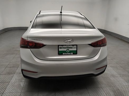 Used 2021 Hyundai Accent SE image 6