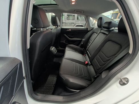 Used 2021 Volkswagen Jetta SEL Premium image 13