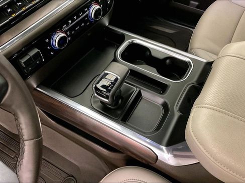 Used 2024 GMC Sierra 1500 SLT w/ SLT Premium Plus Package image 19