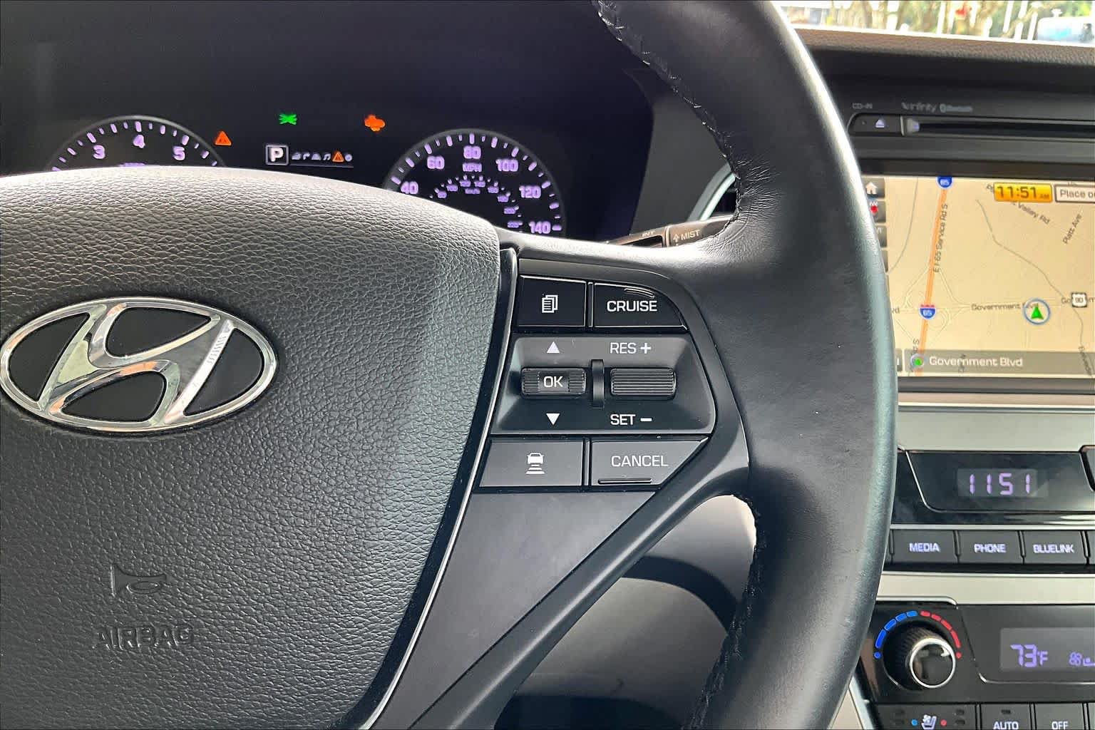 Used 2017 Hyundai Sonata Limited w/ Ultimate Package 04 FWD image 17