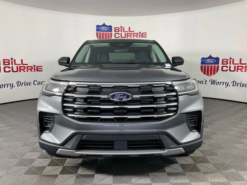 New 2026 Ford Explorer Active RWD image 8
