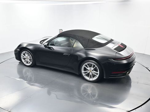 Certified 2022 Porsche 911 Carrera image 35