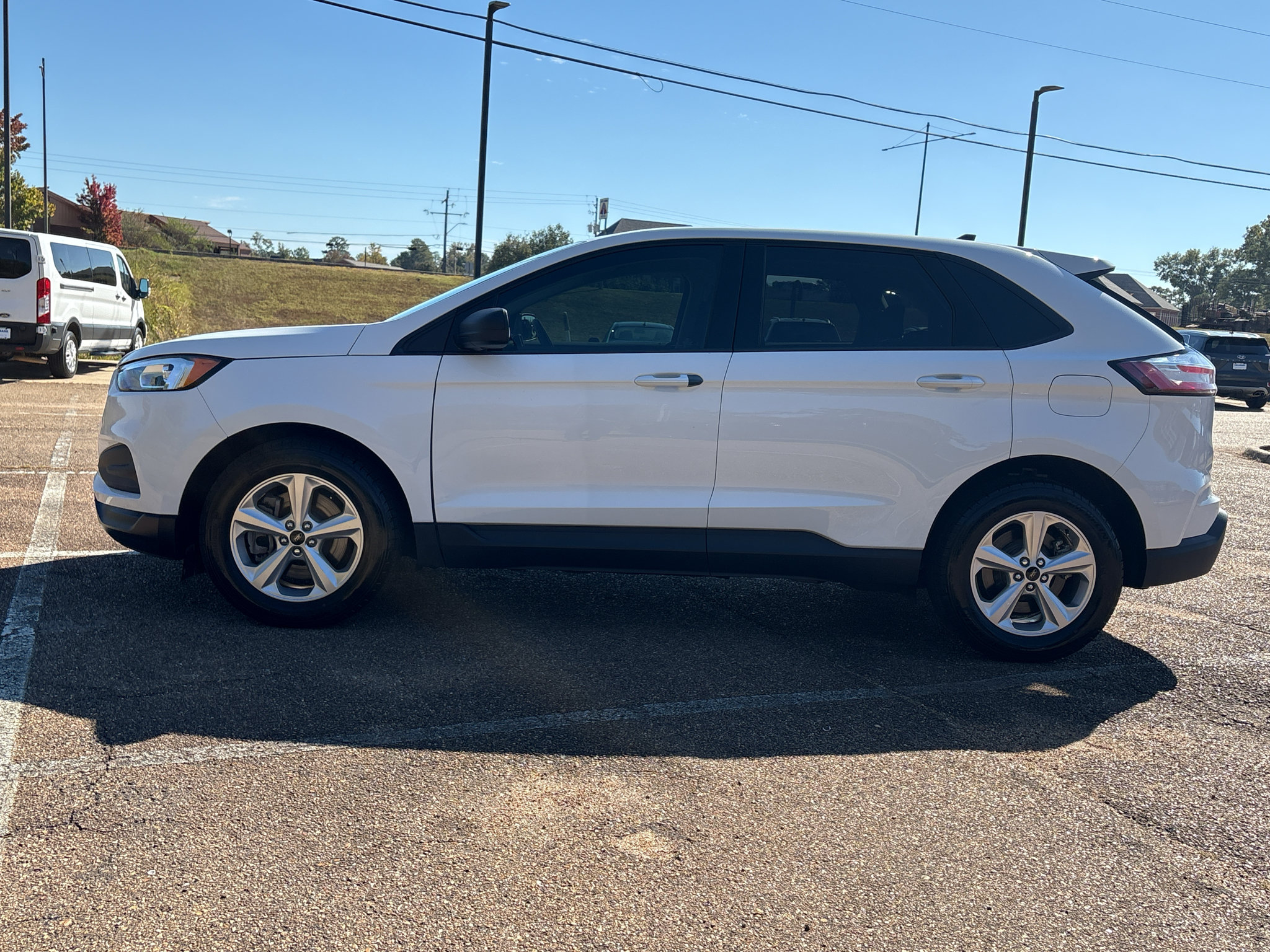 Used 2024 Ford Edge SE AWD/4WD image 9