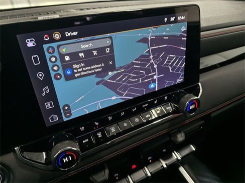 Certified 2025 Chevrolet Colorado Z71 w/ Technology Package image 24