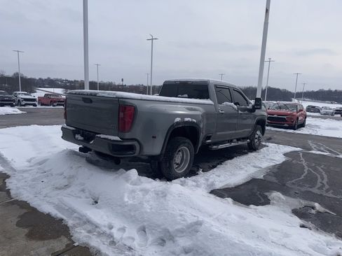 Used 2025 Chevrolet Silverado 3500 High Country w/ High Country Premium Package image 5