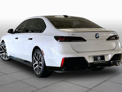 Used 2024 BMW i7 eDrive50 w/ M Sport Package RWD image 11