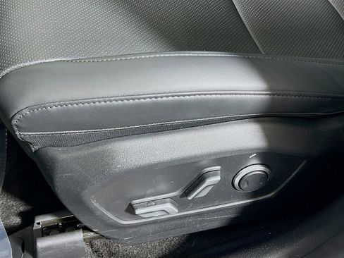 Used 2026 Hyundai Santa Fe SEL AWD/4WD image 16